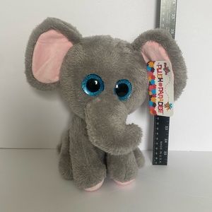 Plush Paradise‎ Elephant